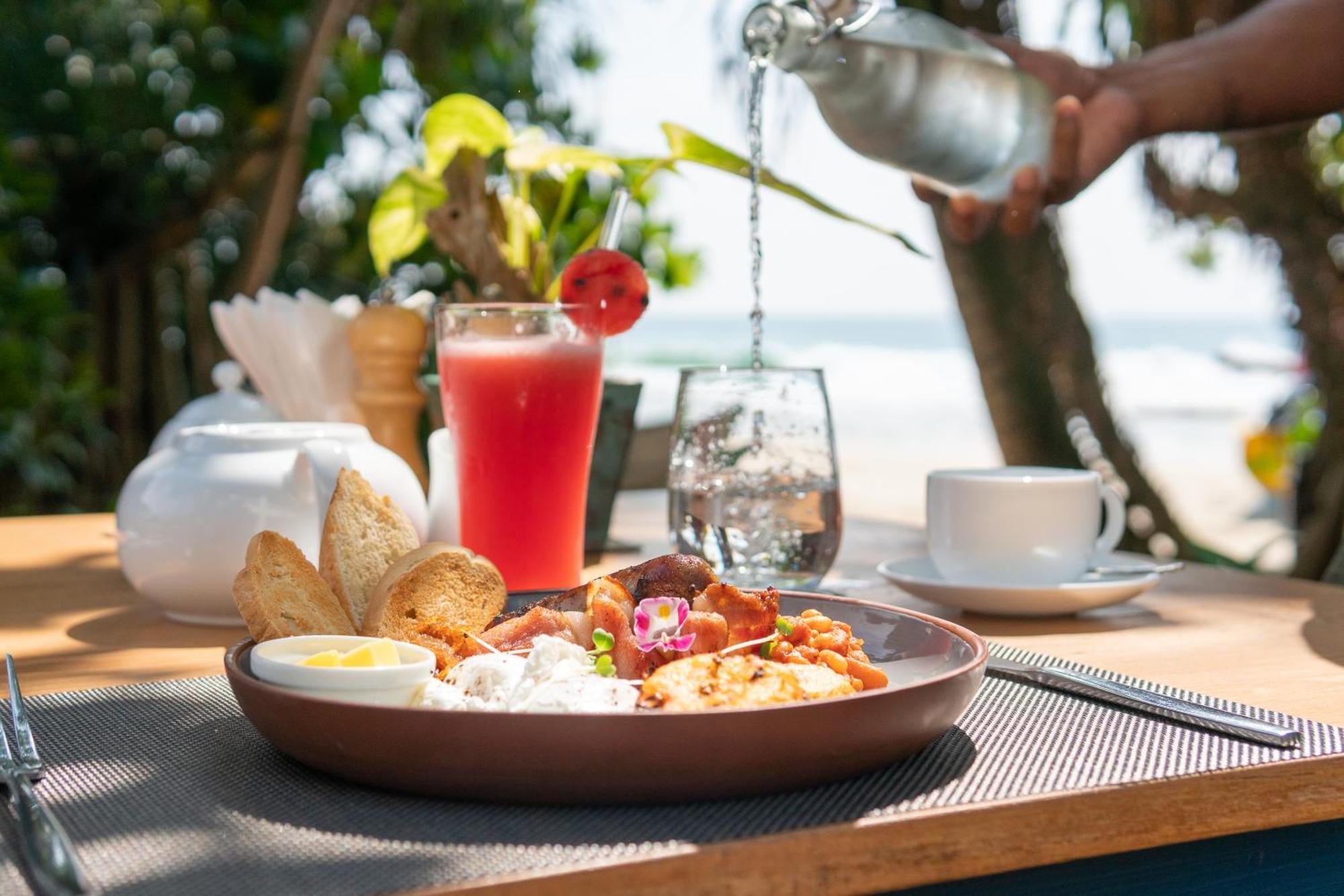Halcyon Mawella Otel Tangalle Dış mekan fotoğraf